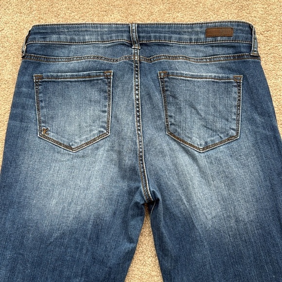 Kut from the Kloth Mid Rise Boyfriend Distressed Dark Wash Stretch Jeans Size 10 - Picture 4 of 9